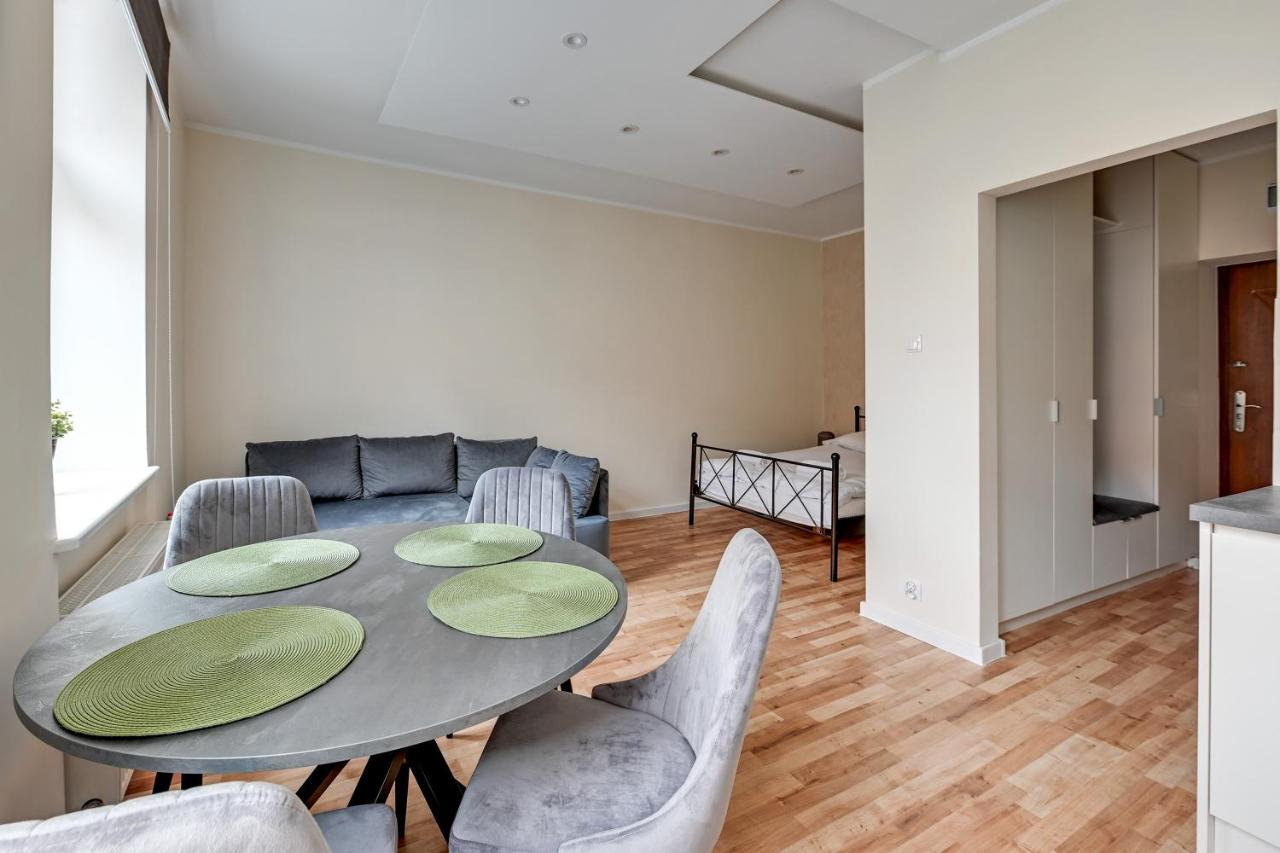 Old Town Dlugi Targ Apartment